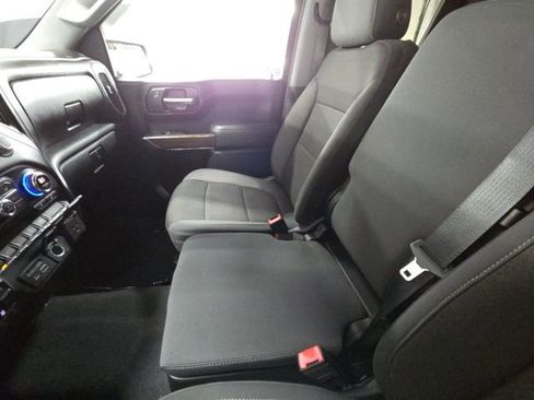 Used 2020 GMC Sierra 1500 SLE w/ SLE Value Package image 35