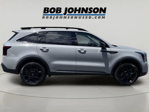 Used 2024 Kia Sorento X-Line EX AWD/4WD image 2