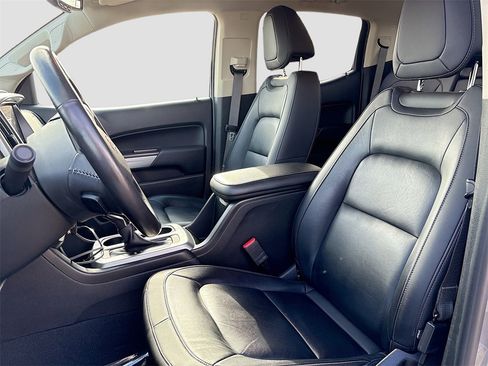 Used 2022 Chevrolet Colorado LT w/ Luxury Package image 20