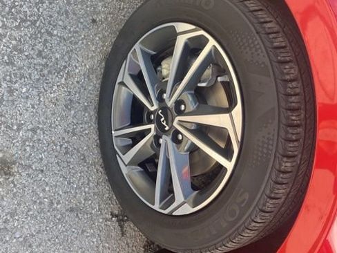 Used 2024 Kia Forte LXS image 16