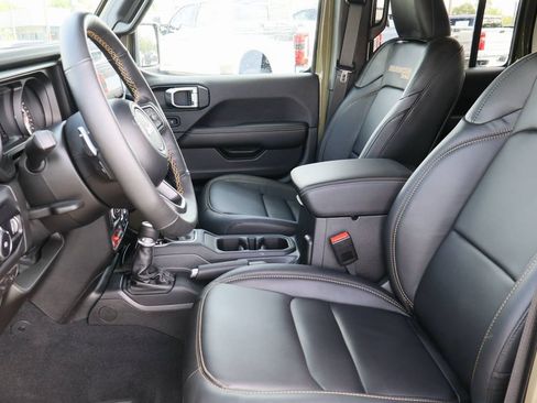Used 2025 Jeep Wrangler Unlimited Rubicon 392 AWD/4WD image 26