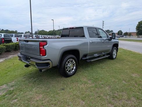 New 2026 Chevrolet Silverado 2500 LTZ w/ LTZ Plus Package AWD/4WD image 3