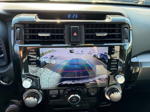 Used 2023 Toyota 4Runner TRD Off-Road Premium w/ Moonroof Package AWD/4WD image 19