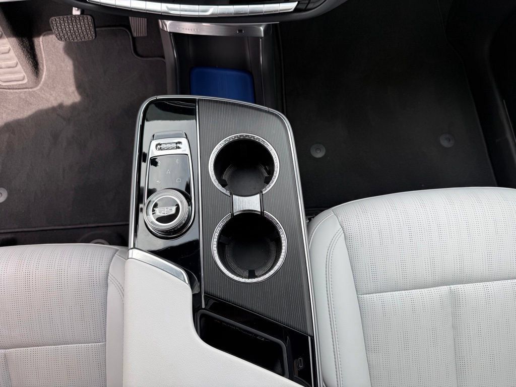 Certified 2024 Cadillac Lyriq Sport w/ LPO, Floor Liner Package AWD/4WD image 26