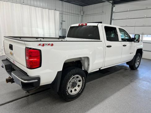 Used 2016 Chevrolet Silverado 3500 W/T w/ WT Convenience Package AWD/4WD image 4
