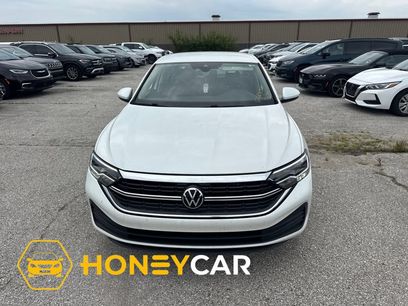 Used 2023 Volkswagen Jetta SE