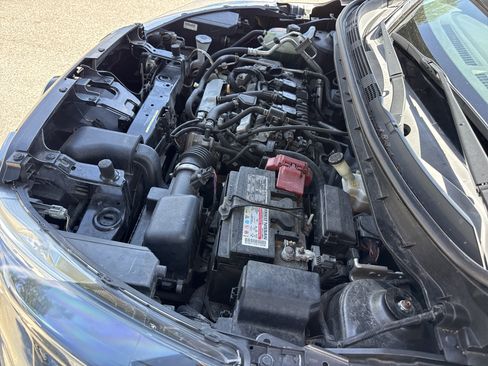 Used 2020 Nissan Kicks SR w/ SR Premium Package FWD image 36