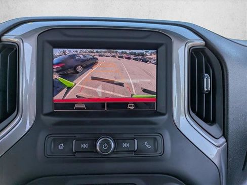 Used 2024 Chevrolet Silverado 1500 Custom image 13