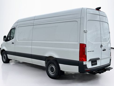 New 2025 Mercedes-Benz Sprinter 2500 image 7