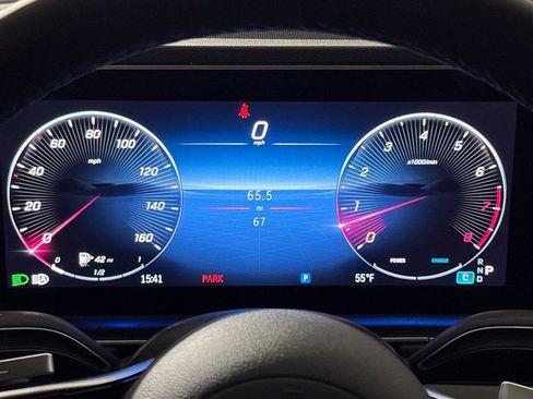 New 2025 Mercedes-Benz GLE 580 4MATIC image 16