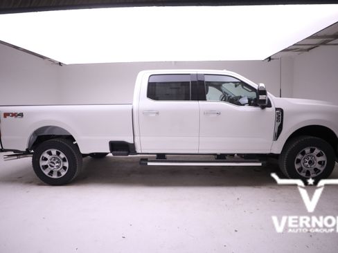 New 2026 Ford F350 Lariat w/ Chrome Package image 6