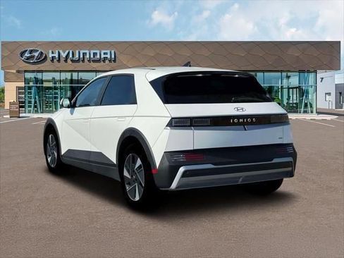 New 2026 Hyundai Ioniq 5 SEL AWD/4WD image 5