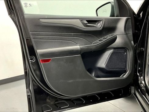 Used 2023 Ford Escape Active image 20