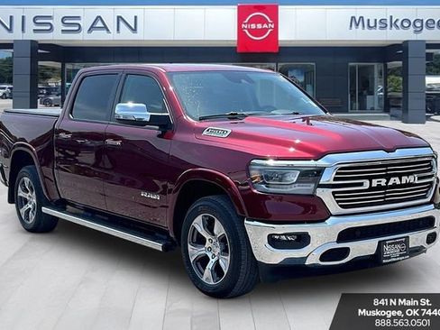 Used 2021 RAM 1500 Laramie AWD/4WD image 1