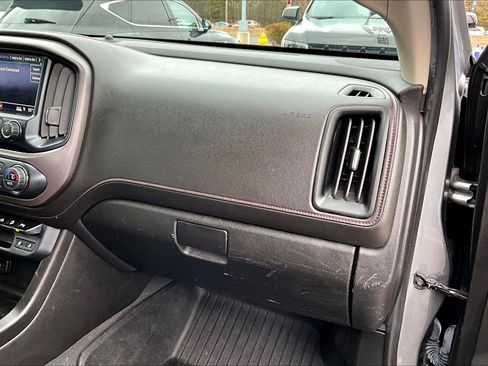 Used 2019 GMC Canyon All Terrain w/ Trailering Package image 17