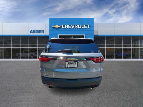 Used 2023 Chevrolet Traverse LT AWD/4WD image 6