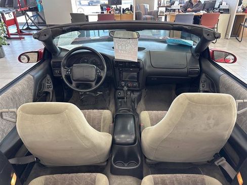 Used 2002 Chevrolet Camaro LT image 9