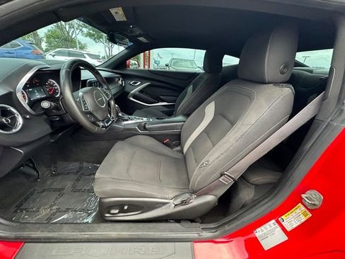 Used 2016 Chevrolet Camaro LT RWD image 25