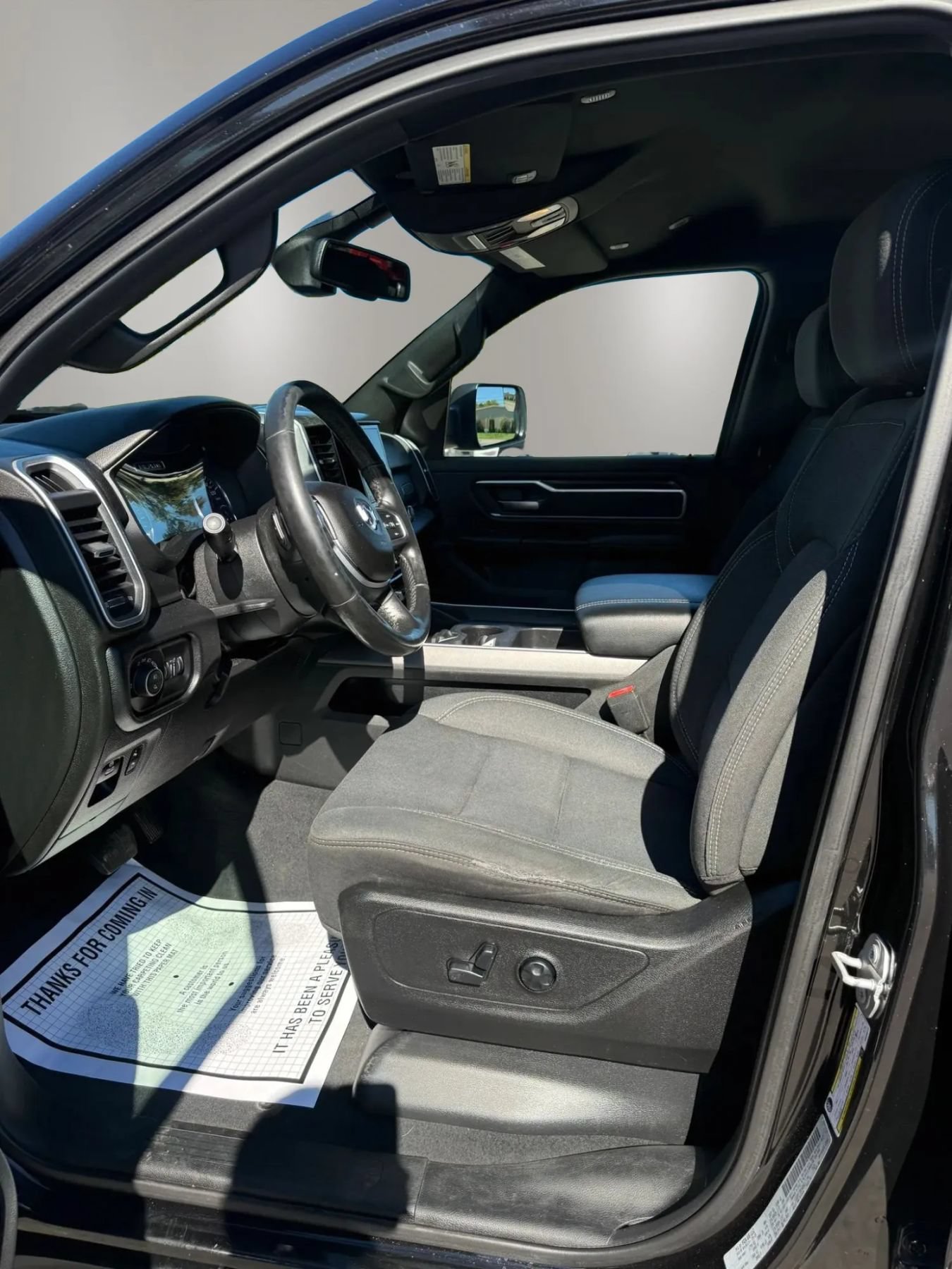 Used 2019 RAM 1500 Big Horn AWD/4WD image 22