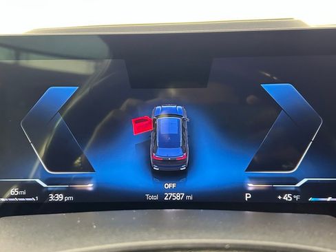 Used 2024 BMW X5 xDrive40i w/ M Sport Package image 28