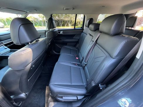 Used 2025 Hyundai Santa Fe SEL image 25