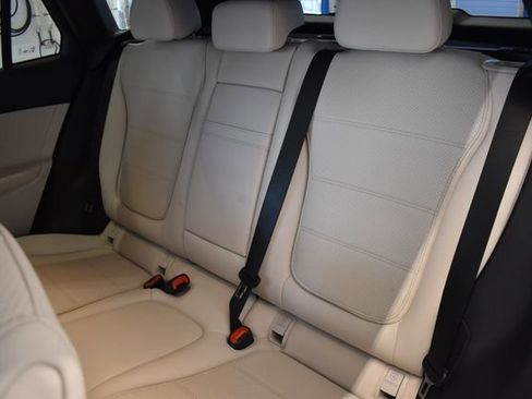 New 2026 Mercedes-Benz GLC 300 4MATIC image 7