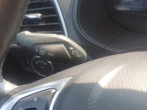 Used 2022 Ford Edge SEL w/ Convenience Package image 15