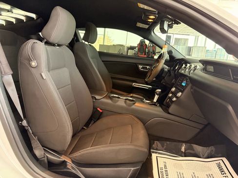 Used 2015 Ford Mustang V6 Coupe 2D image 17