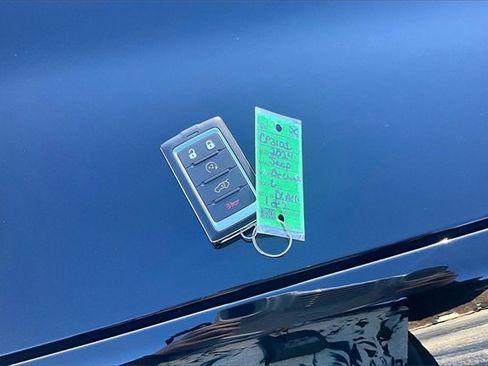 Used 2024 Jeep Grand Cherokee L Altitude image 10