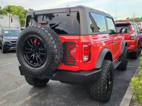 Used 2022 Ford Bronco 2-Door AWD/4WD image 3