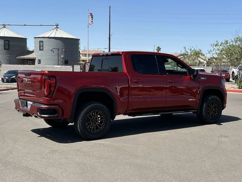 Used 2024 GMC Sierra 1500 AT4 w/ Technology Package image 8