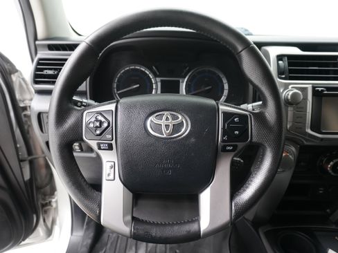Used 2014 Toyota 4Runner SR5 image 16