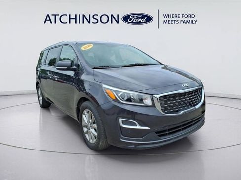 Used 2020 Kia Sedona EX FWD image 3