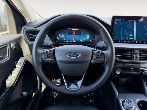 Used 2025 Ford Escape Platinum AWD/4WD image 13