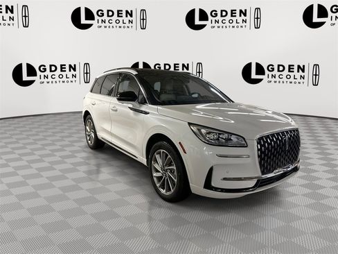 Used 2025 Lincoln Corsair Grand Touring w/ Equipment Group 301A image 2