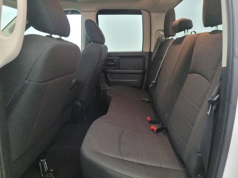 Used 2019 RAM 1500 Express w/ Express Value Package AWD/4WD image 18
