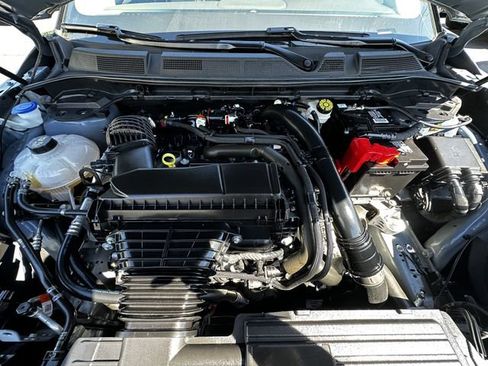 Certified 2024 Lincoln Corsair AWD w/ Equipment Group 101A image 32
