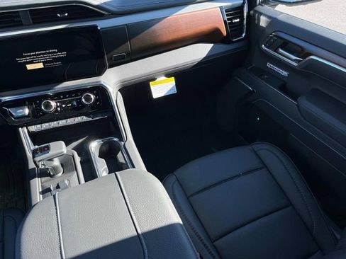 New 2025 GMC Sierra 1500 Denali image 15