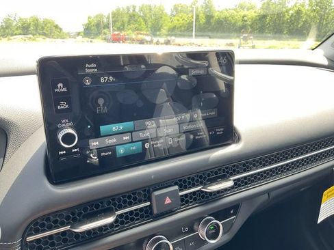 Used 2025 Honda HR-V EX-L image 24