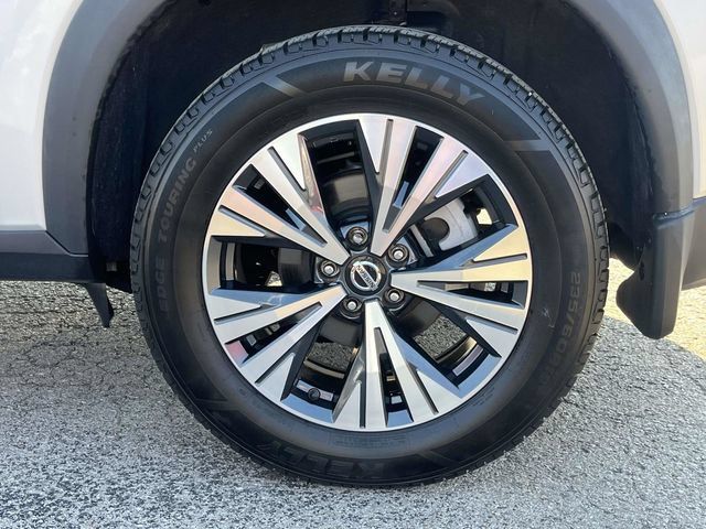 Used 2021 Nissan Rogue SV FWD image 11