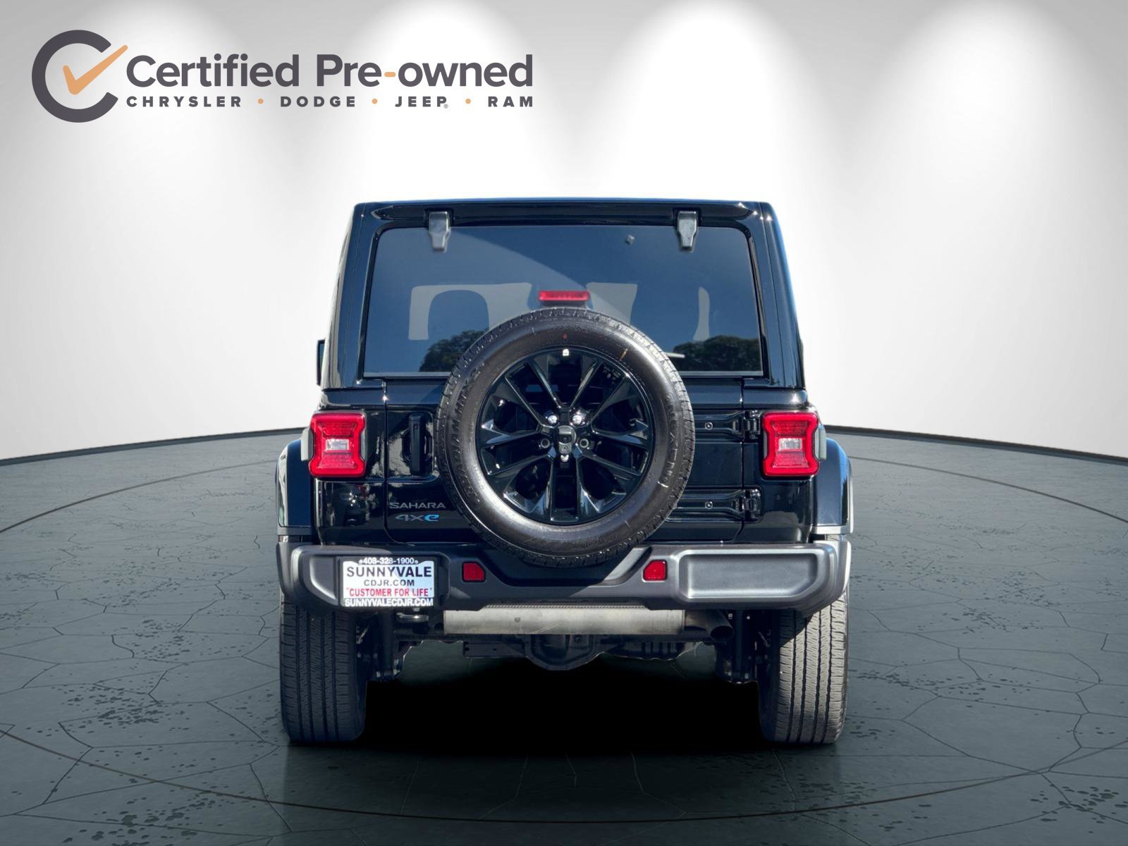 Certified 2025 Jeep Wrangler Unlimited Sahara AWD/4WD image 5