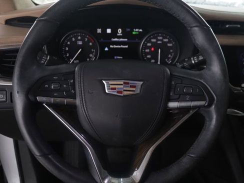 Certified 2021 Cadillac XT6 Premium Luxury w/ Platinum Package image 10