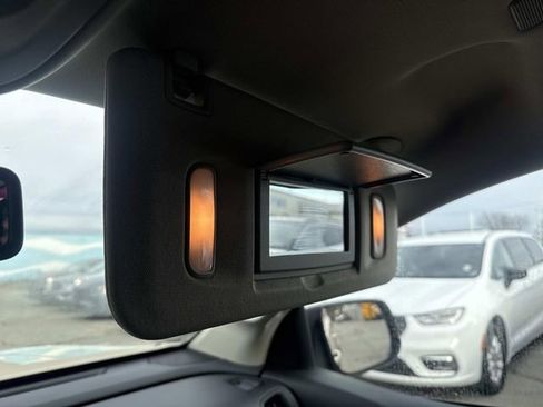 Used 2022 Chevrolet Colorado ZR2 image 31