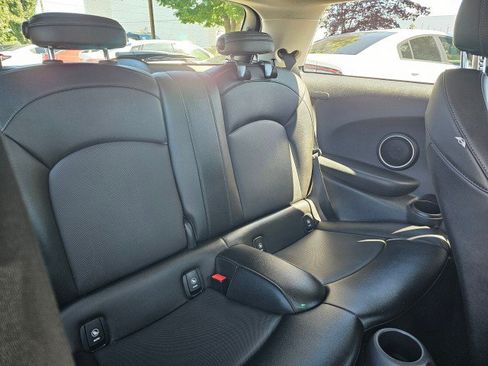 Used 2014 MINI Cooper S FWD image 13