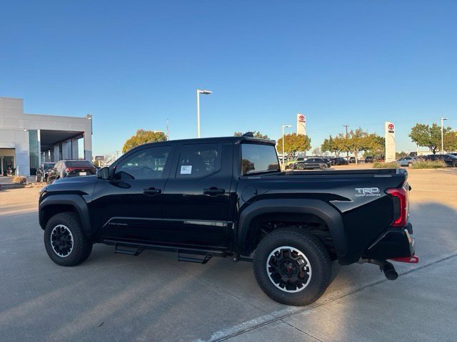 Used 2026 Toyota Tacoma TRD Off-Road AWD/4WD image 8