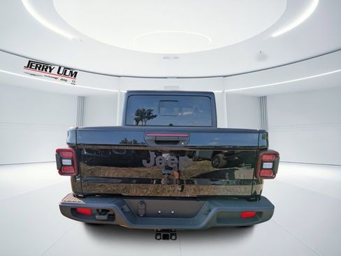 New 2026 Jeep Gladiator Willys image 4