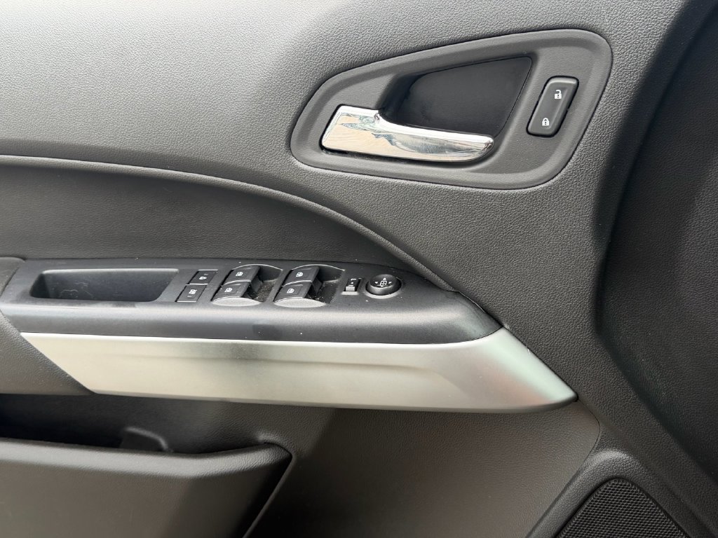 Used 2022 Chevrolet Colorado LT RWD image 27
