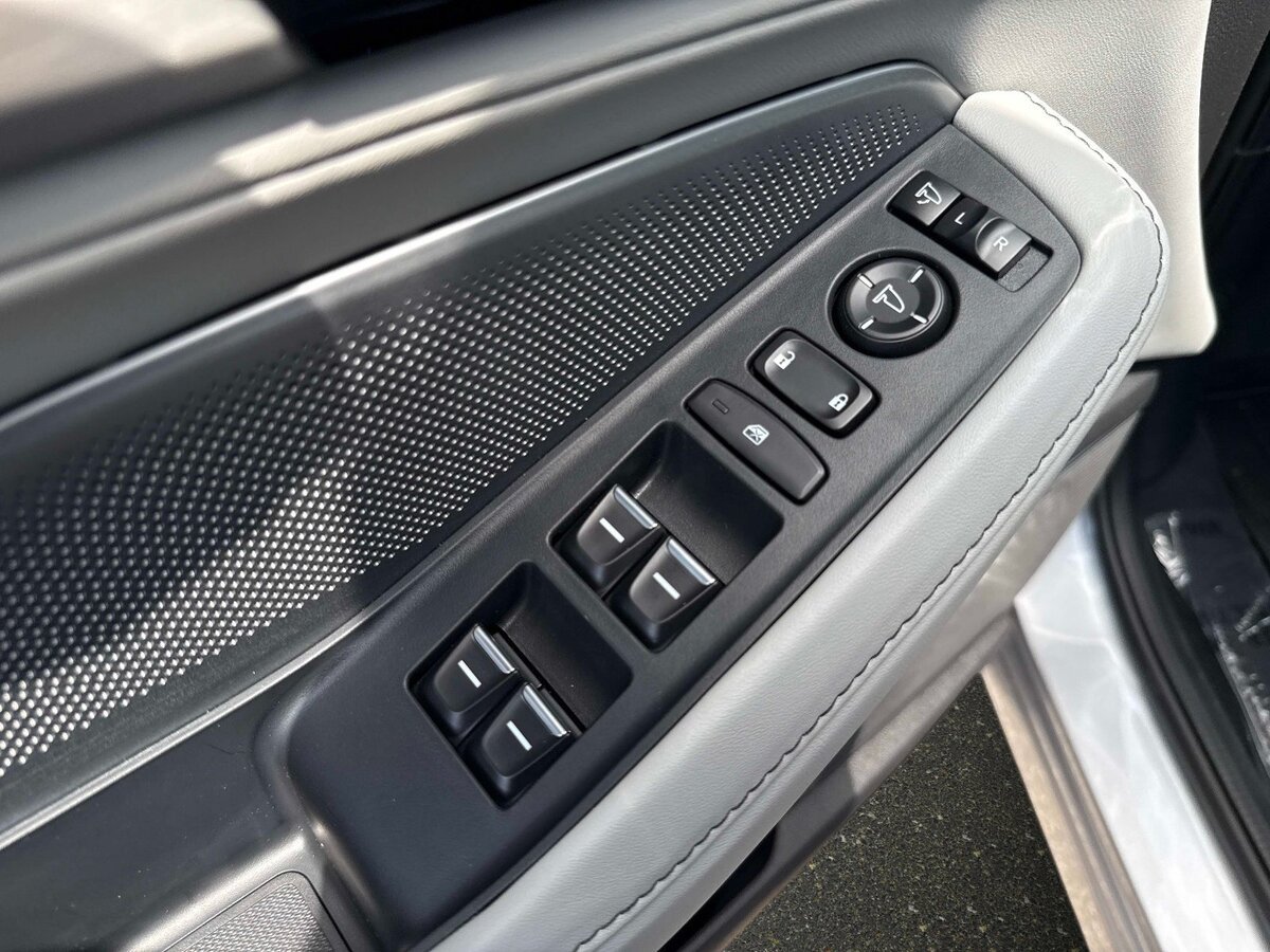 Used 2026 Acura MDX w/ Technology Package FWD image 18