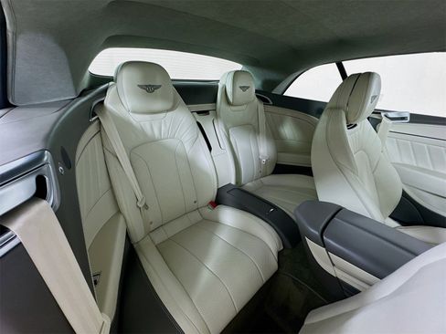 Used 2024 Bentley Continental GT V8 image 23
