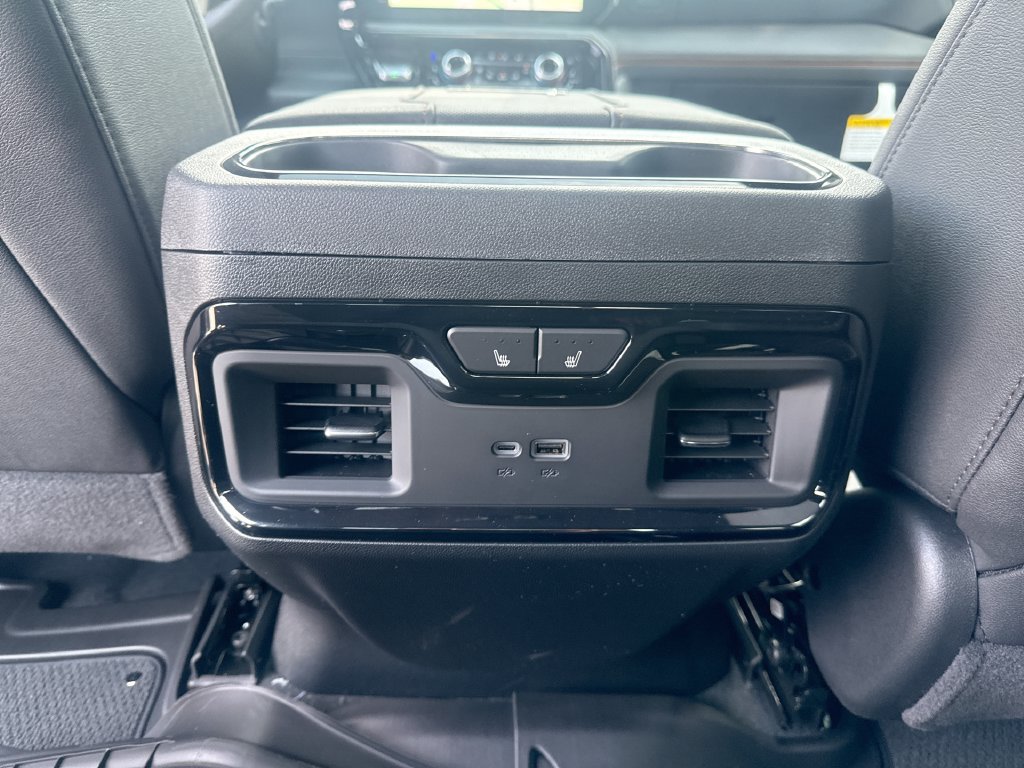 New 2026 GMC Sierra 3500 AT4 w/ AT4 Premium Plus Package AWD/4WD image 22